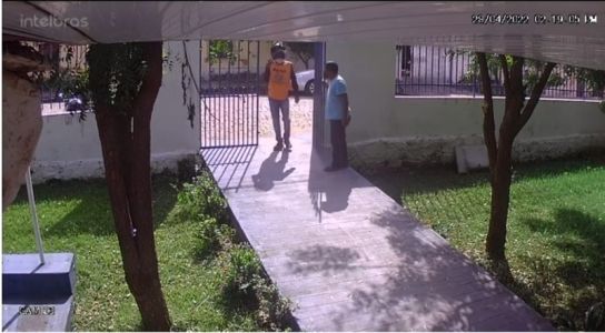 URGENTE: Bandidos entram em escola municipal de Caxias e fazem arrastão. Veja os videos