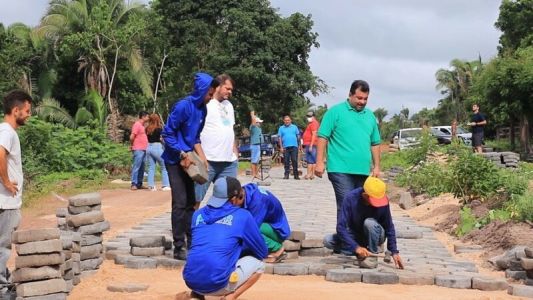 Deputado Adelmo Soares acompanha obras na Zona Rural de Caxias.
