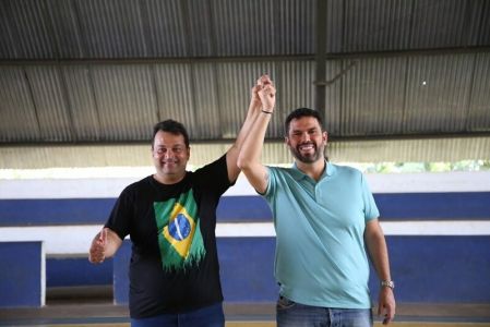 Adelmo Soares e Fábio Macedo reúnem multidões neste sábado em Caxias-MA. 