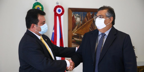 Flávio Dino anuncia 4 grandes obras para Caxias.