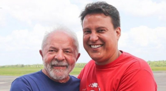 Felipe Camarão confirma presença em carreata pró-Lula em Caxias-MA.