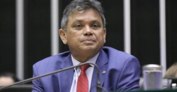 Márcio Jerry reforça apoio à isenção do IR e rejeita anistia a golpistas na votação desta quarta-feira