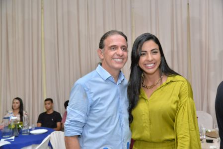 Bomba: Policia Federal apreende mais de meio milhão de reais em carro de mãe de Daniella Tema.