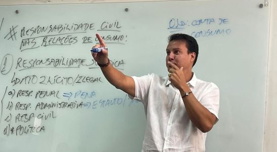 Felipe Camarão denuncia uso de R$ 200 milhões do Fundef e reafirma defesa da educação