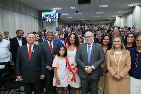 Deputado Marcio Jerry participa de posse de Luciana Santos como ministra de Lula 