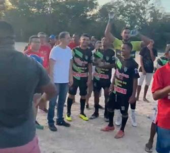 Fábio Gentil é vaiado em evento na zona rural de Caxias-MA