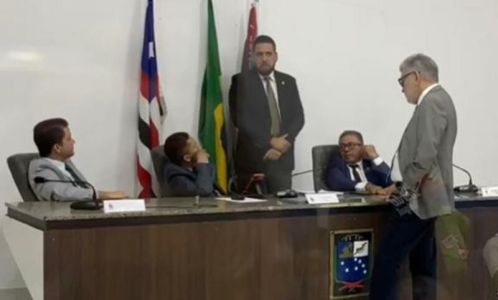 Vereadores governistas soltam o verbo sobre as faltas e cancelamento das sessões na Câmara Municipal de Caxias 