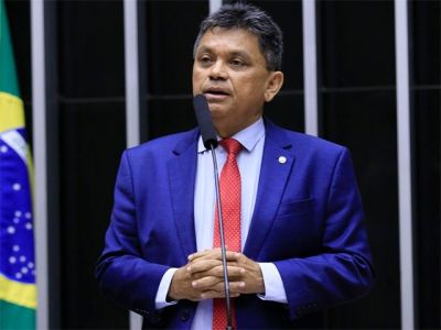 Márcio Jerry propõe ampliar o acompanhamento de pessoas com TEA em atendimentos de saúde