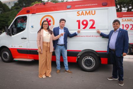 Márcio Jerry participa de entrega de ambulâncias do SAMU para nove municípios do Maranhão