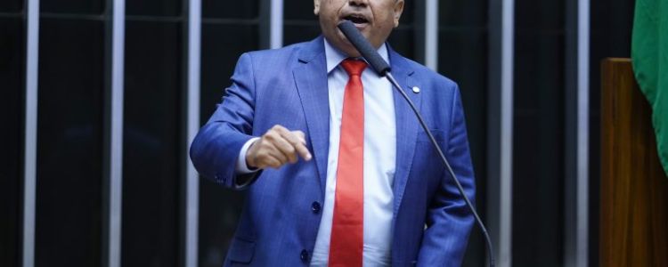 Márcio Jerry diz não à PEC da BLINDAGEM